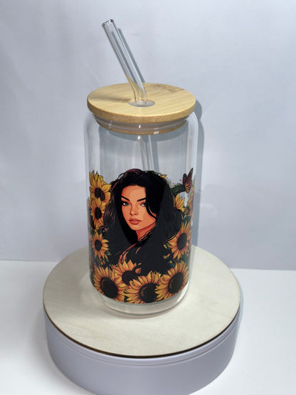 CUP DAME MIT SONNENBLUMEN